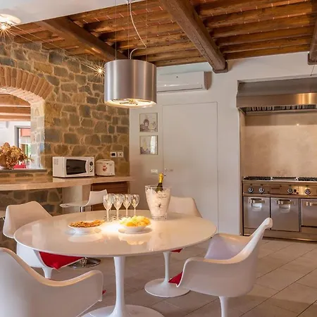 Villa Le Panteraie 10, Emma Villas